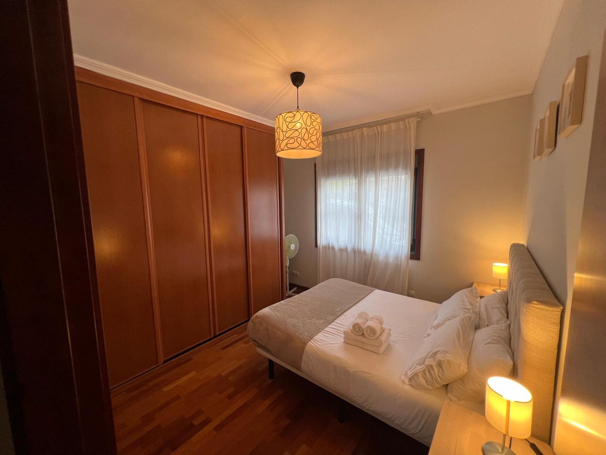 Apartamento A Estrenar ,Con Vistas Al Mar Y Aparcamiento Gratis En El Casco Viejo-Centro-Zona Portuaria Vigo Exterior foto